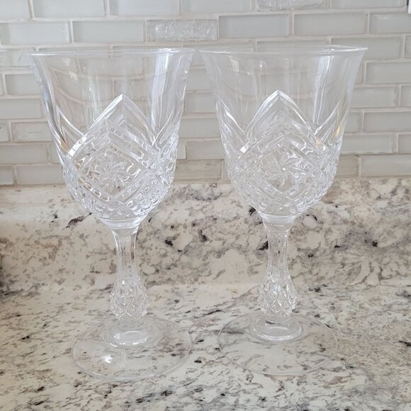 Set Of 2 Altesse Cristal D'arques  Wine Glasses Elegant Design - Picture 2 of 7